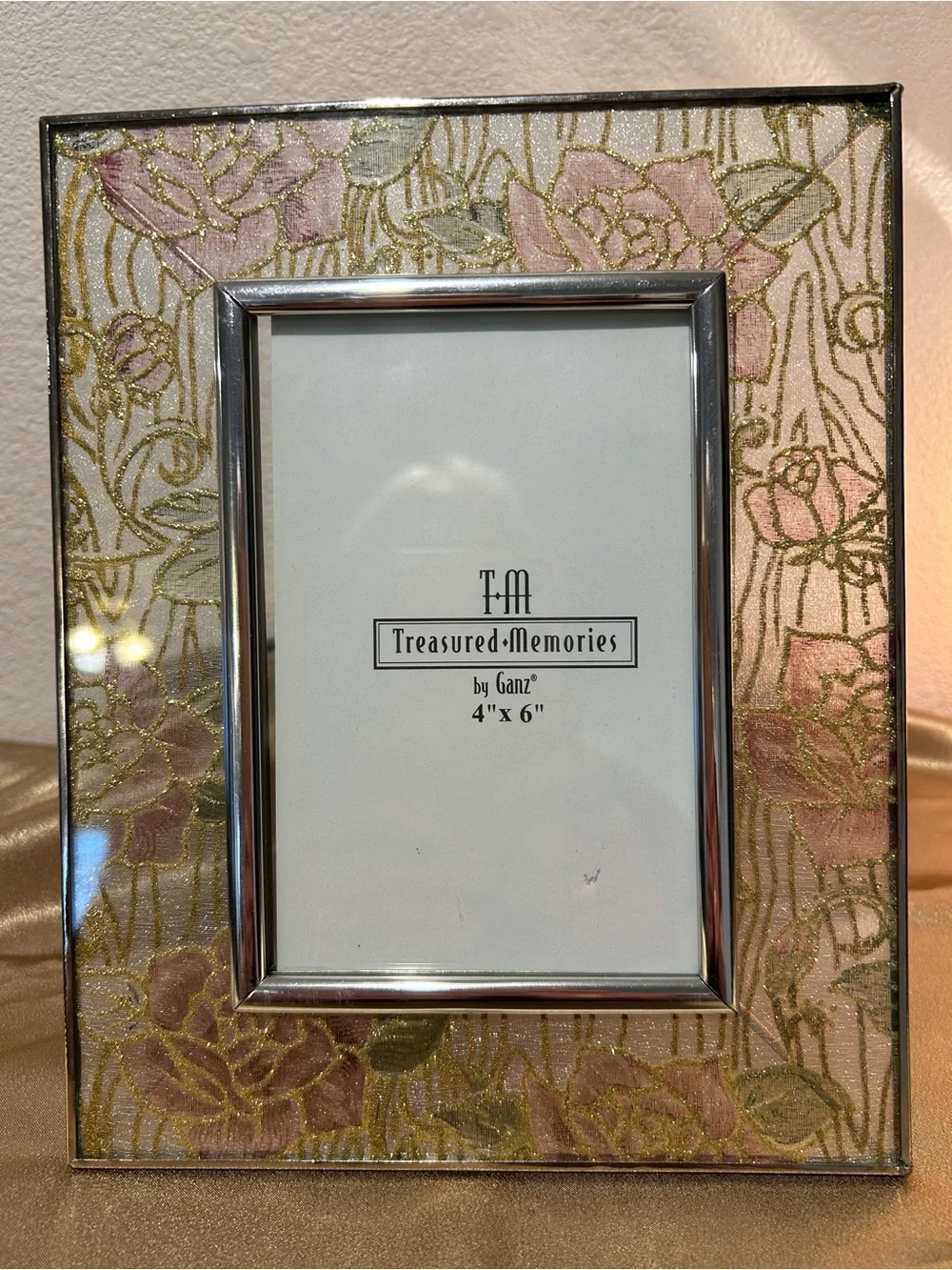 Beautiful GANZ Floral Glass Frame with Gold Accents